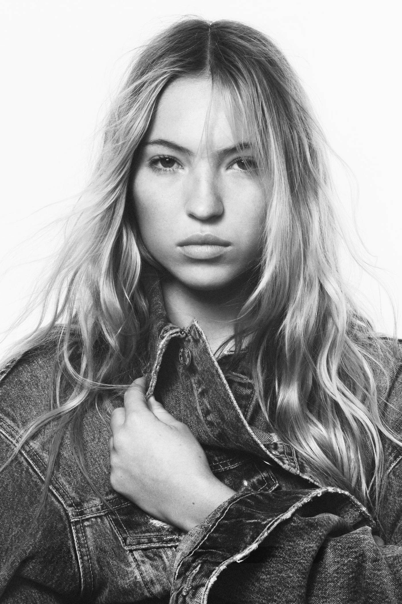 lila moss by david sims for zara denim spring summer 2024 ad campaign 1